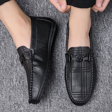 Load image into Gallery viewer, Men&#39;s Fashion Sneakers Men Loafers shoes High Quality Trend Outdoor Men Leather Casual Shoes Trend Hot Sale Adult Driving Shoes
